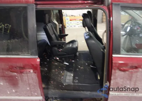 2015 Chrysler Town & Country Touring from USA, damaged, VIN 2C4RC1BG5FR706457